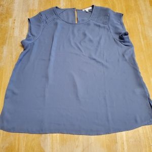Dr2 blue blouse